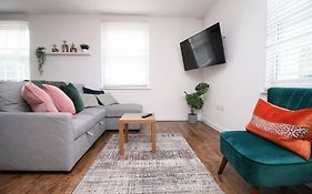 Flat 2 Batheaston By Mia Living Stylish 1 Bedroom Apartment With Free Parking